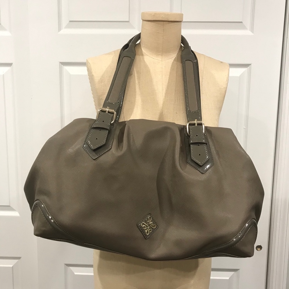 SIMPLY VERA•VERA WANG HANDBAG